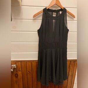 Elegant Black Sleeveless Dress